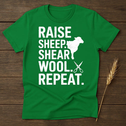 MyDesigns Physical Item S / Irish Green Raise Sheep Shear Wool Repeat T-Shirt